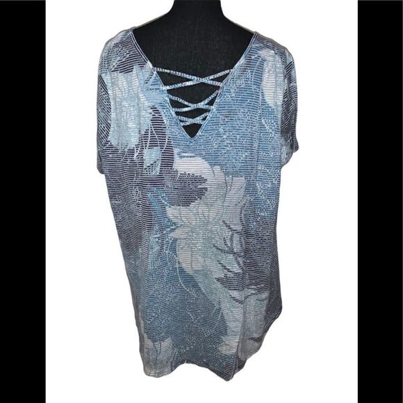 Avenue Plus Size Stripe Floral Top - Picture 5 of 8
